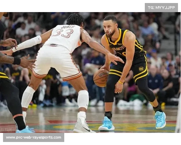 勇士第三节进攻停滞，鹈鹕趁机缩小分差